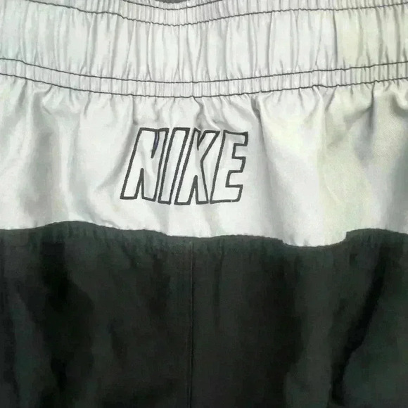 Nike Vintage Swim trunks Swimsuit Mens L black Gray stretchy Mesh lining 1058 - Picture 6 of 7